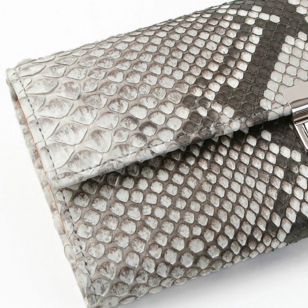 マットパイソン_サントリーニ_革