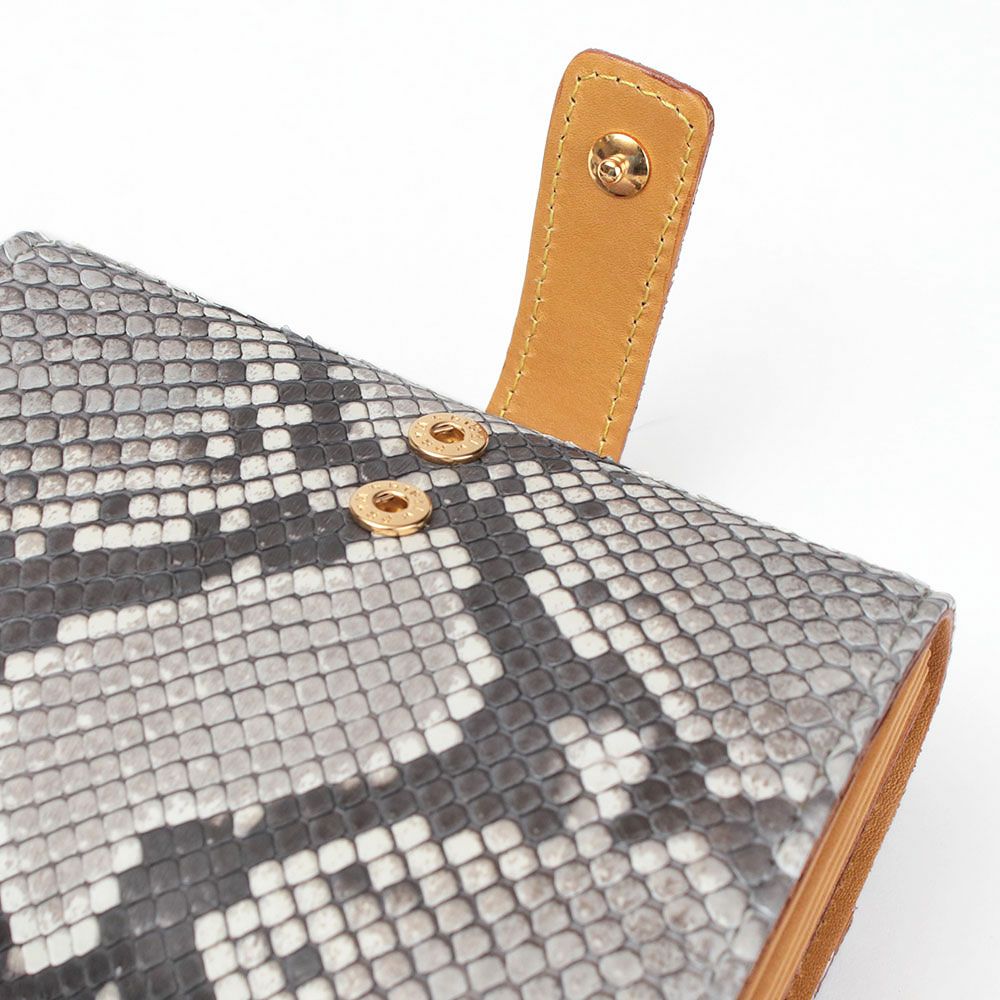 マットパイソン_カプリ_内側